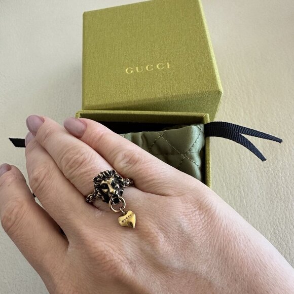 NEW Gucci Ring Lion Head Heart Gold Tone Metal Sz S - Picture 6 of 8